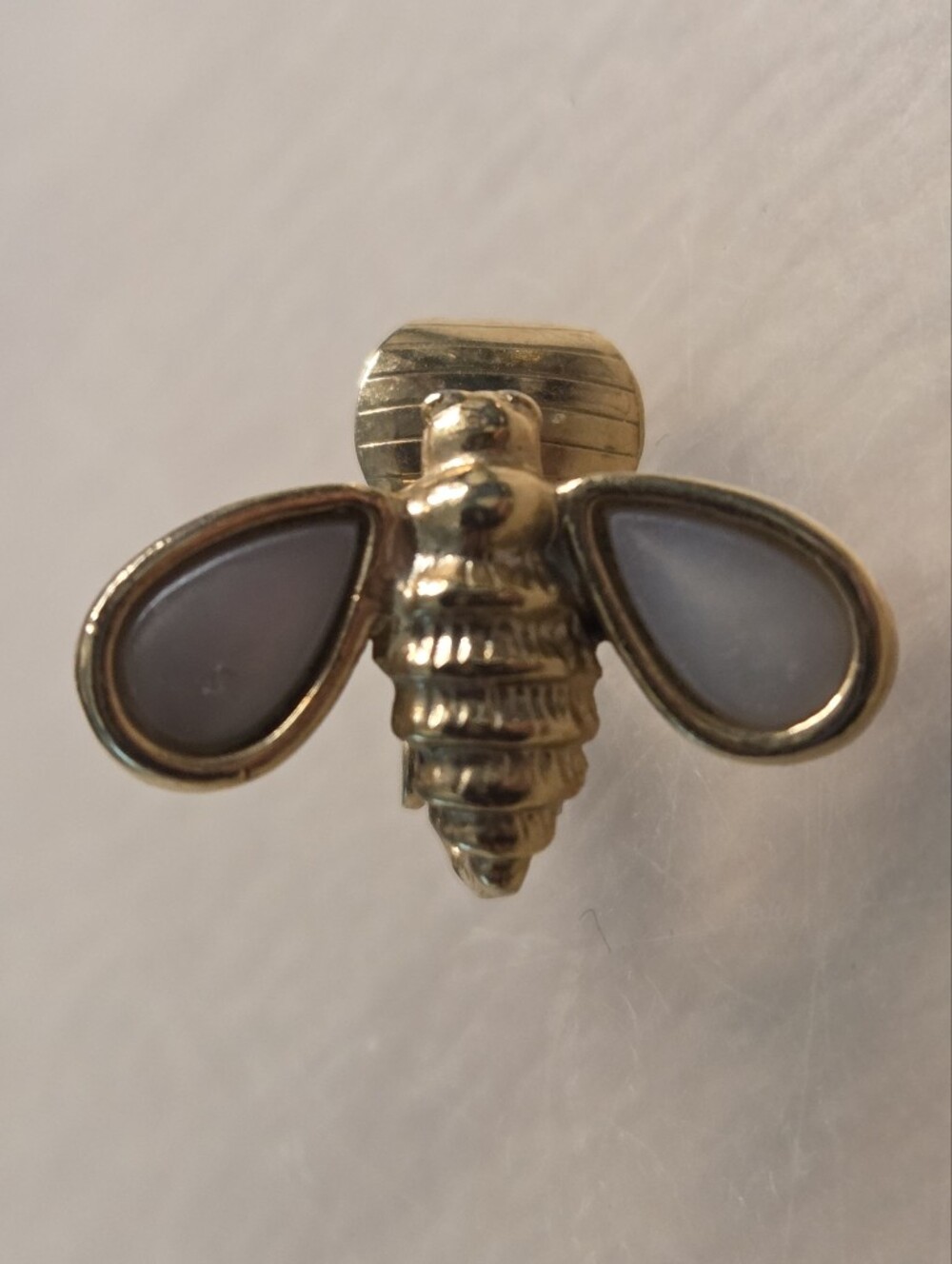 Vintage Avon Gold Tone Pearly Wing Bee Clip On Earrings